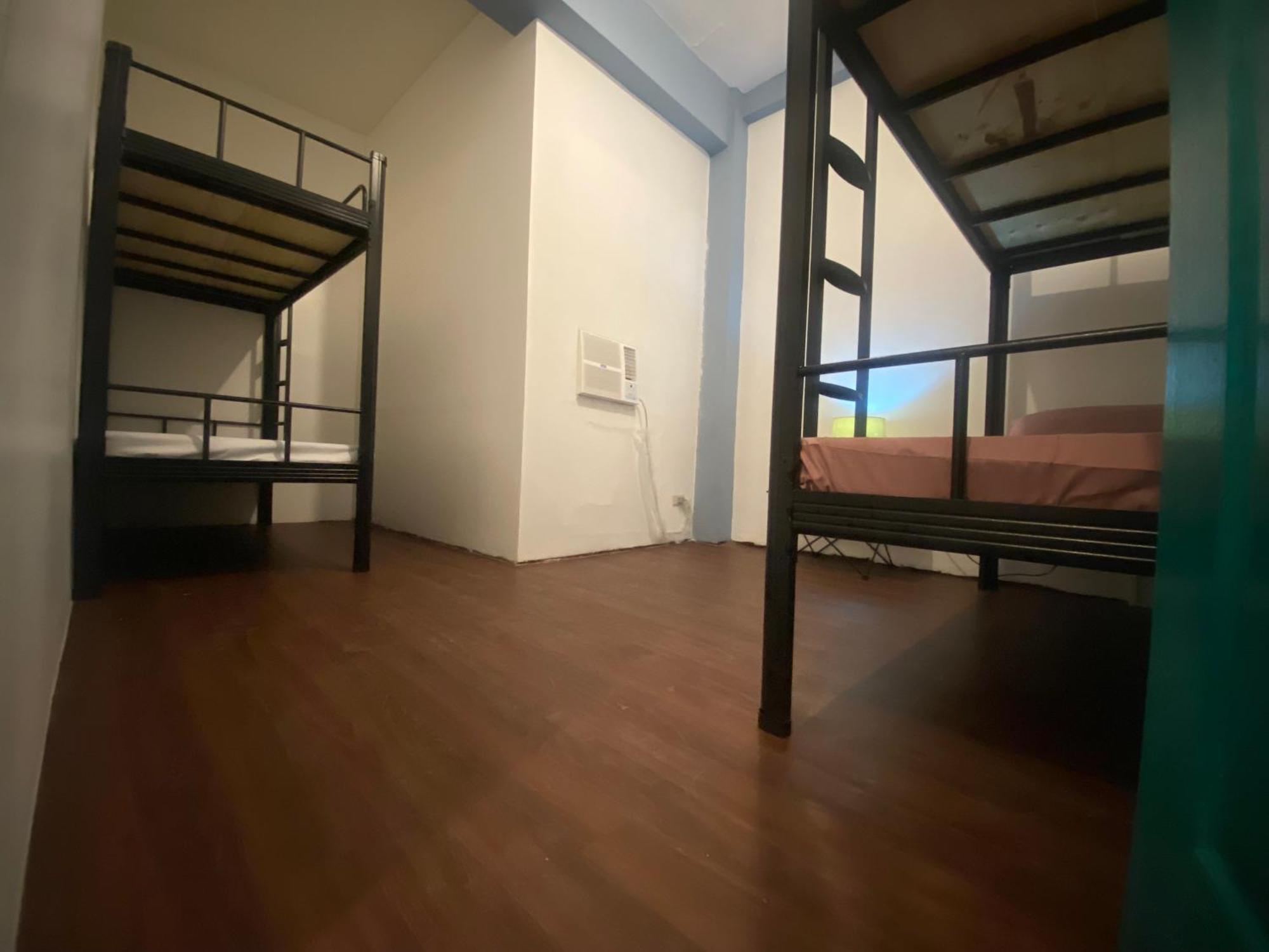 Lime Lite Manila Hostel Makati City Екстериор снимка